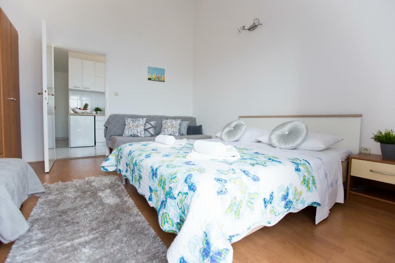 Apartments Rudi Lokva Rogoznica Extérieur photo