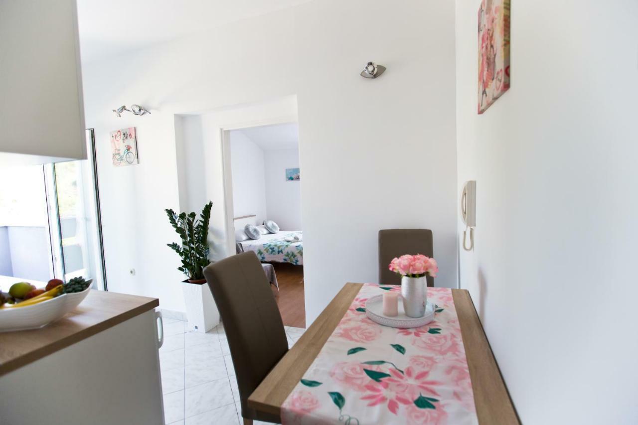 Apartments Rudi Lokva Rogoznica Extérieur photo